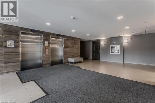 5010 Corporate Drive Unit# 307, Burlington, ON - Indoor Photo Showing Other Room
