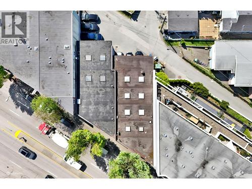 1872 Kingsway, Vancouver, BC 