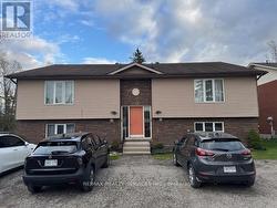 213 SARAH COURT Shelburne, ON L0N 1S2