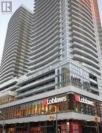 638 - 89 DUNFIELD AVENUE Toronto, ON M4S 0A4