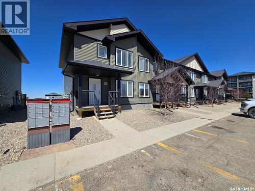 5 815 5Th Street Ne, Weyburn, SK 