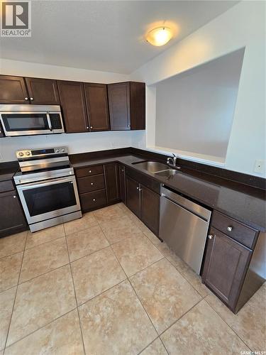5 815 5Th Street Ne, Weyburn, SK 