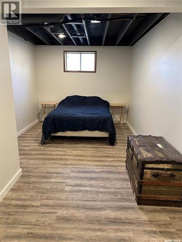 8368 Howard Avenue, Gull Lake, SK - Indoor
