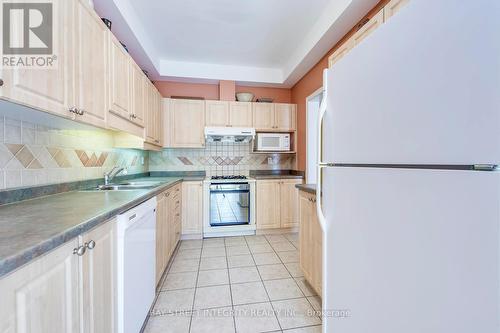 5326 Dryden Avenue, Burlington, ON - Indoor Photo Showing Kitchen With Double Sink