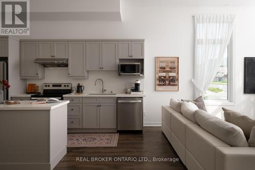 Secondary kitchen - 2 Mcdevitt Lane, Caledon, ON - Indoor Photo Showing Kitchen