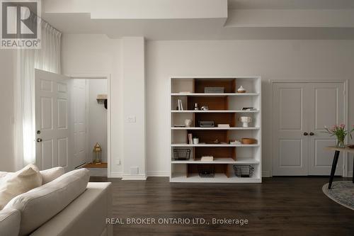 2 Mcdevitt Lane, Caledon, ON - Indoor