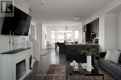 Huge space over 2600+ sqft - 2 Mcdevitt Lane, Caledon, ON - Indoor Photo Showing Living Room With Fireplace