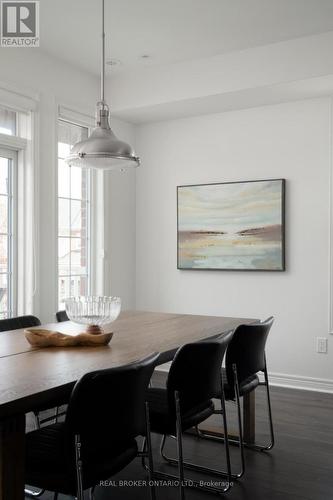 2 Mcdevitt Lane, Caledon, ON - Indoor Photo Showing Dining Room