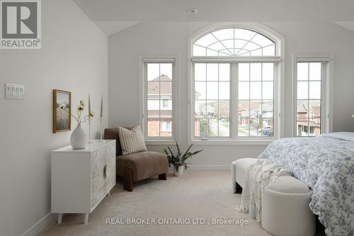 2 Mcdevitt Lane, Caledon, ON - Indoor Photo Showing Bedroom