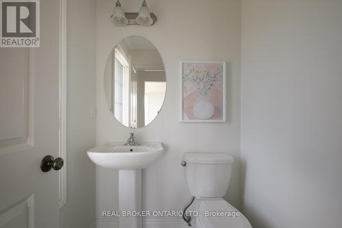 Second floor powder room - 2 Mcdevitt Lane, Caledon, ON - Indoor Photo Showing Bathroom