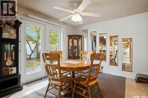 2425 Edgar Street, Regina, SK - Indoor Photo Showing Dining Room