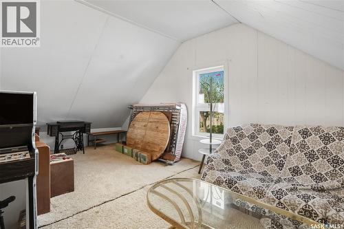 2425 Edgar Street, Regina, SK - Indoor