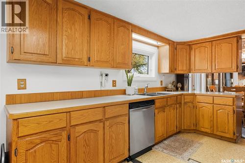 2425 Edgar Street, Regina, SK - Indoor Photo Showing Kitchen With Double Sink