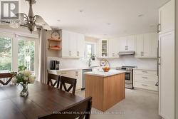 15 WESTROYAL ROAD Toronto, ON M9P 2C4