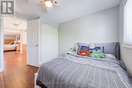 7220 Danton Promenade, Mississauga, ON - Indoor Photo Showing Bedroom