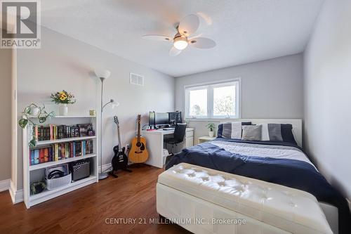 7220 Danton Promenade, Mississauga, ON - Indoor Photo Showing Bedroom