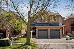 116 WOODROOF CRESCENT Aurora, ON L4G 7H3