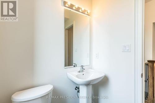 34 Queenpost Drive E, Brampton, ON - Indoor Photo Showing Bathroom