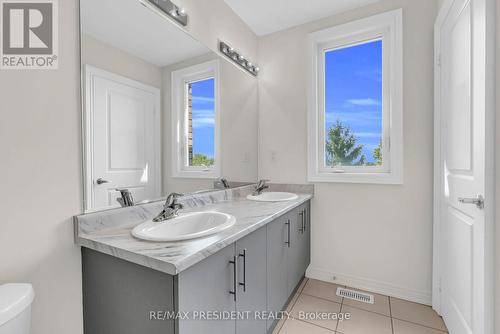 34 Queenpost Drive E, Brampton, ON - Indoor Photo Showing Bathroom