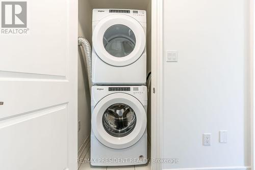 34 Queenpost Drive E, Brampton, ON - Indoor Photo Showing Laundry Room