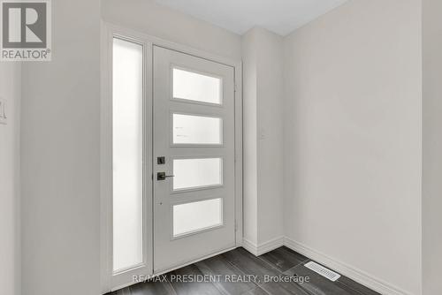 34 Queenpost Drive E, Brampton, ON - Indoor Photo Showing Other Room
