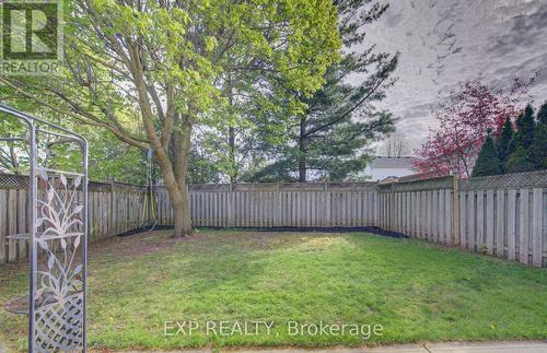 225 Dartmoor Crescent, Waterloo, ON - Outdoor