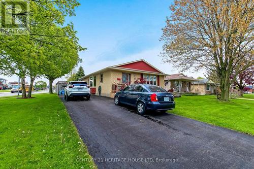 2 DAVID DRIVE  St. Thomas, ON N5R 5L3