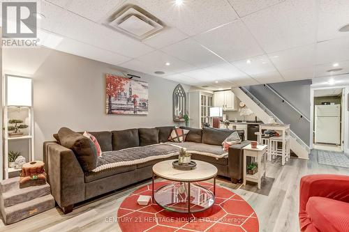 2 David Drive, St. Thomas, ON - Indoor Photo Showing Living Room