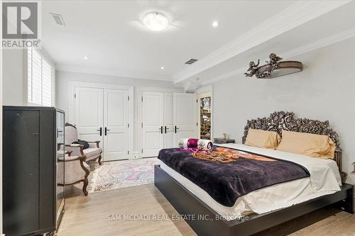 883 Parkland Avenue, Mississauga, ON - Indoor Photo Showing Bedroom