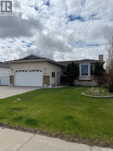 404 Petterson DRIVE  Estevan, SK S4A 2P4