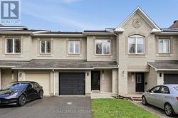 233 GREENRIDGE STREET Ottawa, ON K1C 7R8