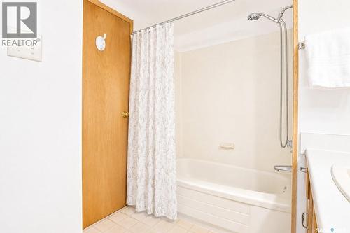 101 410 Main Street, Saskatoon, SK - Indoor Photo Showing Bathroom