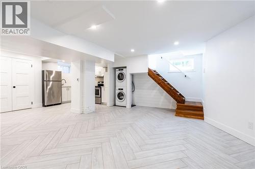 137 Sherman Avenue S, Hamilton, ON - Indoor Photo Showing Other Room