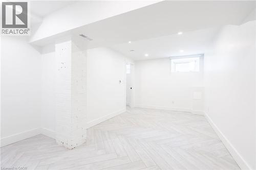 137 Sherman Avenue S, Hamilton, ON - Indoor