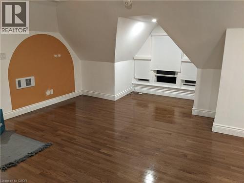 137 Sherman Avenue S, Hamilton, ON - Indoor Photo Showing Other Room