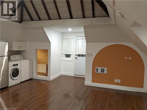 137 Sherman Avenue S, Hamilton, ON - Indoor Photo Showing Laundry Room
