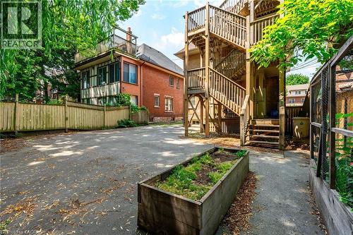 137 Sherman Avenue S, Hamilton, ON - Outdoor