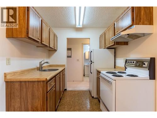 280 Alder Drive Unit# 207  Logan Lake, BC V0K 1W0
