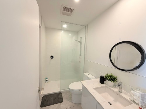 Bathroom - 711-5175 Rue Mackenzie, Montréal (Côte-Des-Neiges/Notre-Dame-De-Grâce), QC - Indoor Photo Showing Bathroom