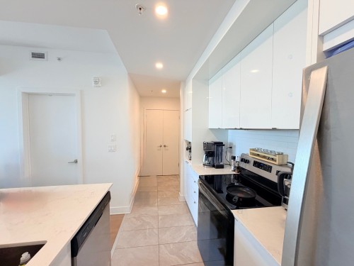 Kitchen - 711-5175 Rue Mackenzie, Montréal (Côte-Des-Neiges/Notre-Dame-De-Grâce), QC - Indoor Photo Showing Kitchen