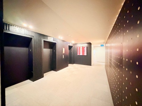 Elevator - 711-5175 Rue Mackenzie, Montréal (Côte-Des-Neiges/Notre-Dame-De-Grâce), QC - Indoor Photo Showing Other Room