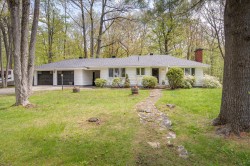 105 Rue Birch Hill  Hudson, QC J0P 1H0