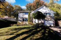 233 Av. Lakeview  Pointe-Claire, QC H9S 4C8