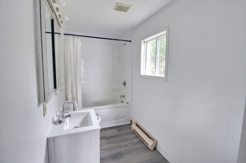 Salle de bains - 4252 Ch. Beauchastel, Rouyn-Noranda, QC - Indoor