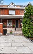 387 BARTLETT AVENUE N Toronto, ON M6H 3G8
