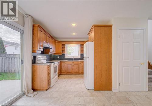 225 Dartmoor Crescent, Waterloo, ON - Indoor Photo Showing Kitchen
