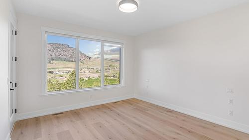 2140 Montenegro Drive, Kelowna, BC - Indoor Photo Showing Other Room