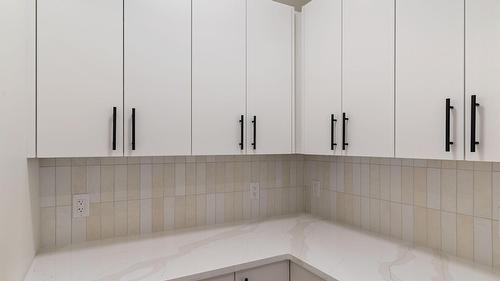 2140 Montenegro Drive, Kelowna, BC - Indoor