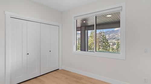 2140 Montenegro Drive, Kelowna, BC - Indoor Photo Showing Other Room