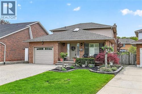 15 Gabriele Court, Hamilton, ON - Outdoor
